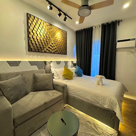 Fullerton Suites Puting Kahoy エクステリア 写真