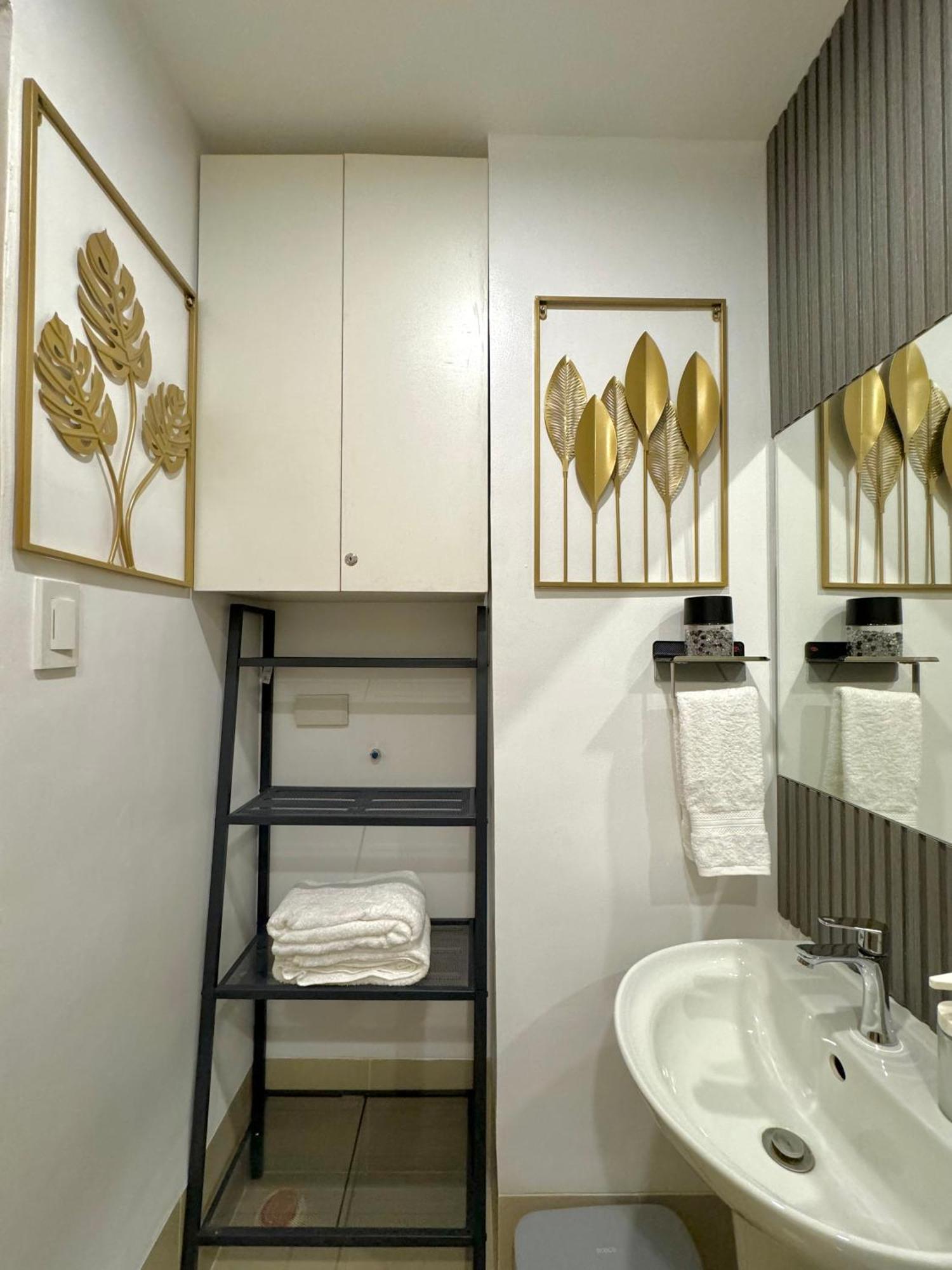Fullerton Suites Puting Kahoy エクステリア 写真