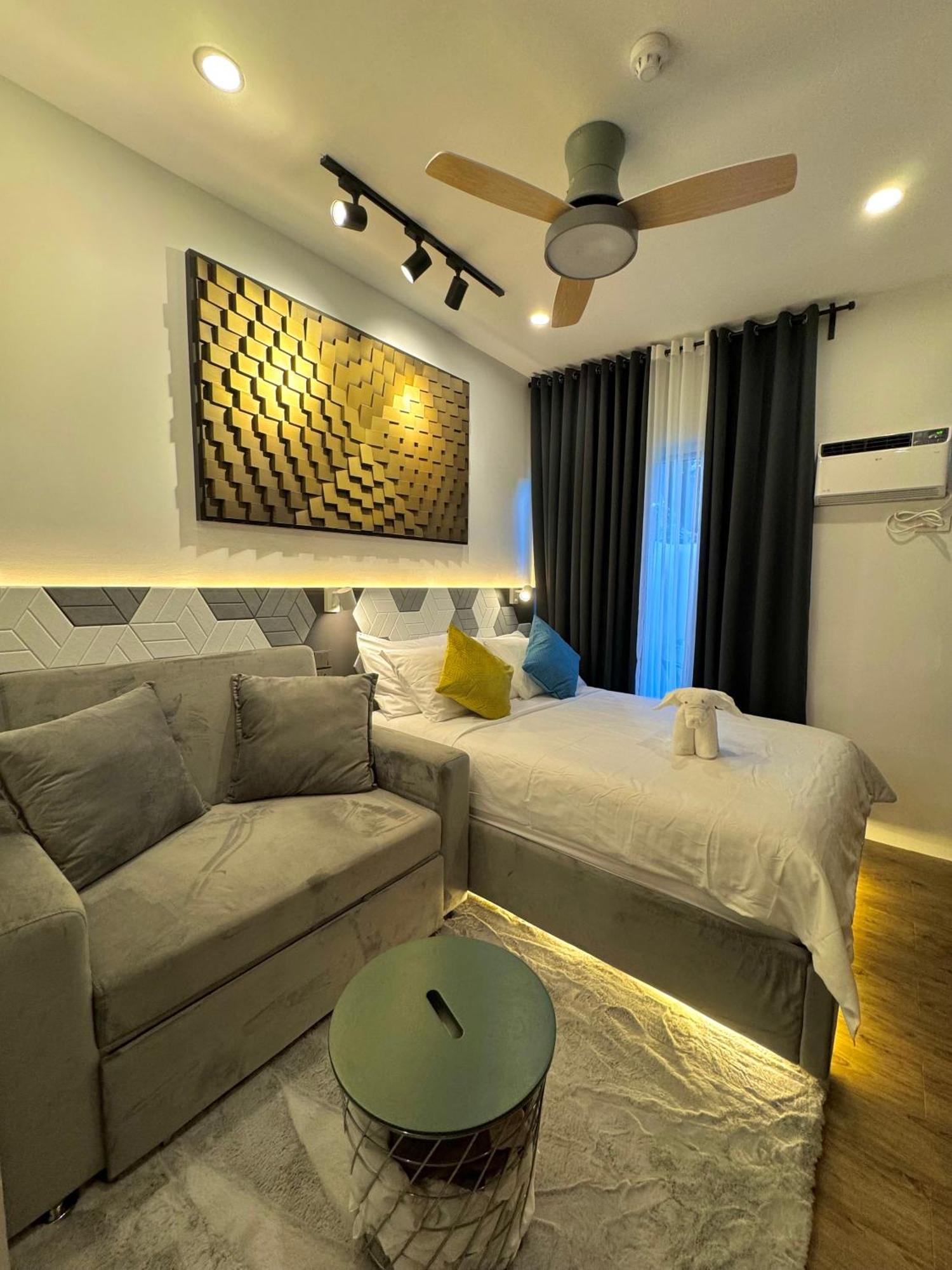 Fullerton Suites Puting Kahoy エクステリア 写真